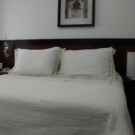 Hotel Dom Henrique Timóteo Zewnętrze zdjęcie