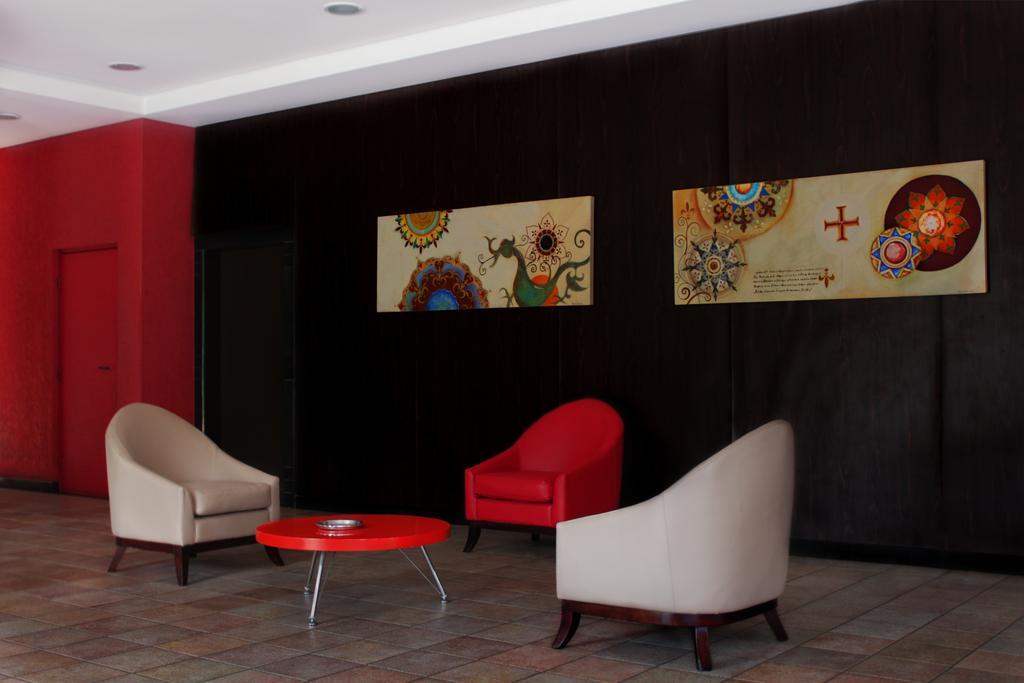 Hotel Dom Henrique Timóteo Zewnętrze zdjęcie