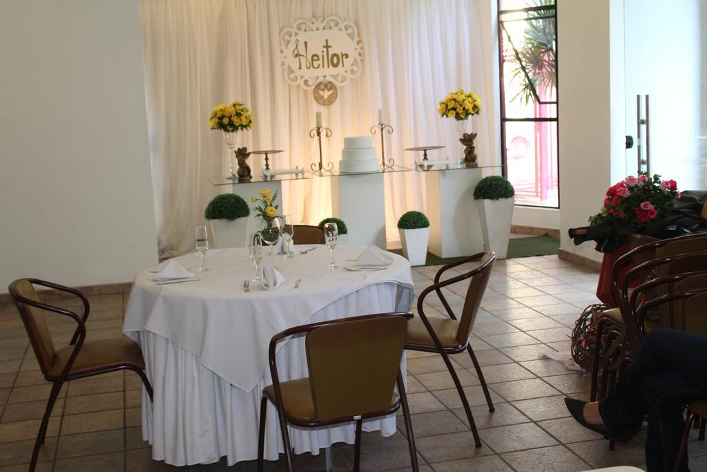 Hotel Dom Henrique Timóteo Zewnętrze zdjęcie