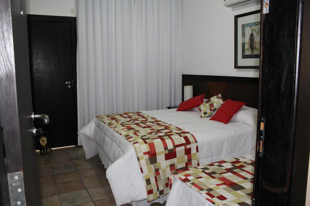 Hotel Dom Henrique Timóteo Zewnętrze zdjęcie