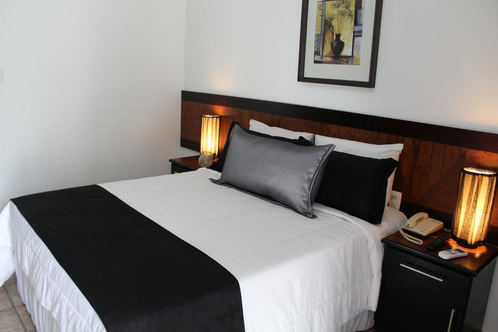 Hotel Dom Henrique Timóteo Zewnętrze zdjęcie