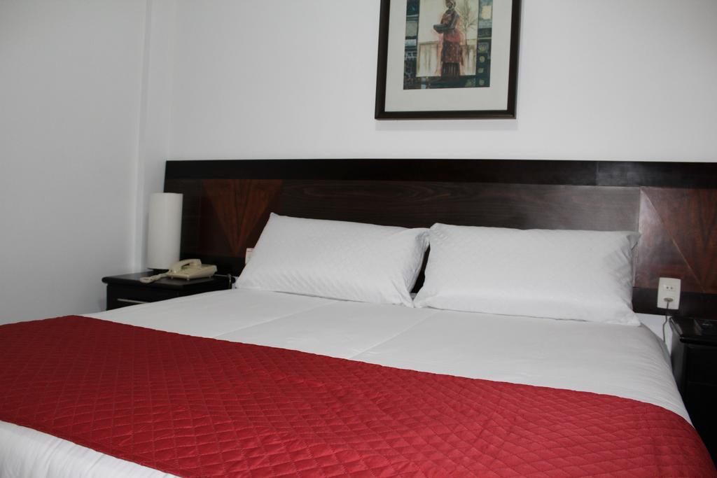 Hotel Dom Henrique Timóteo Zewnętrze zdjęcie