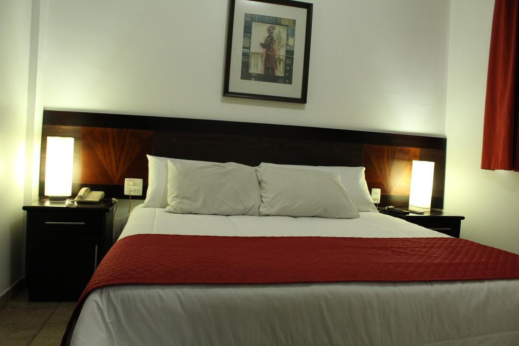 Hotel Dom Henrique Timóteo Zewnętrze zdjęcie