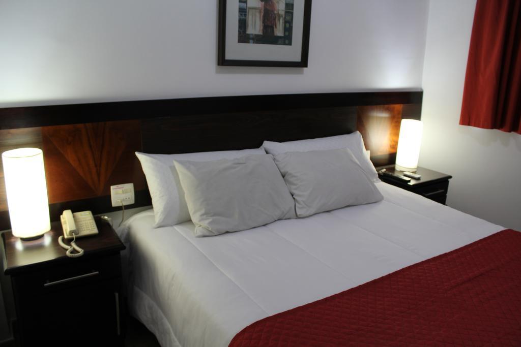 Hotel Dom Henrique Timóteo Zewnętrze zdjęcie