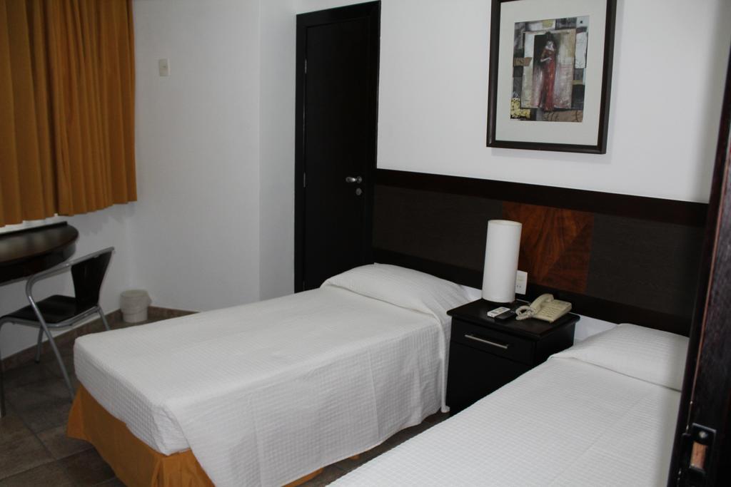 Hotel Dom Henrique Timóteo Zewnętrze zdjęcie