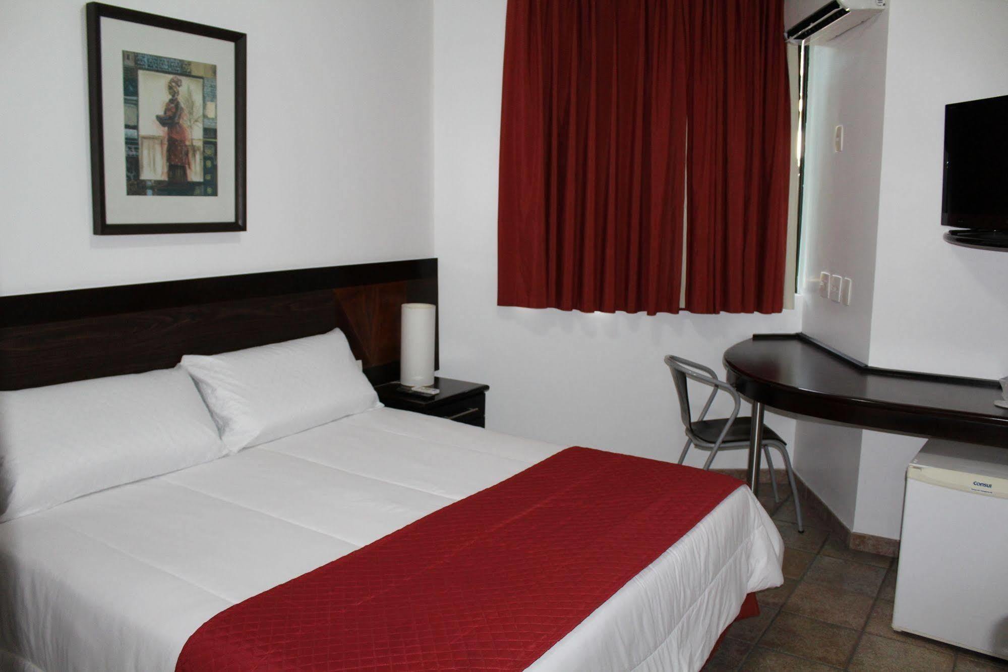 Hotel Dom Henrique Timóteo Zewnętrze zdjęcie