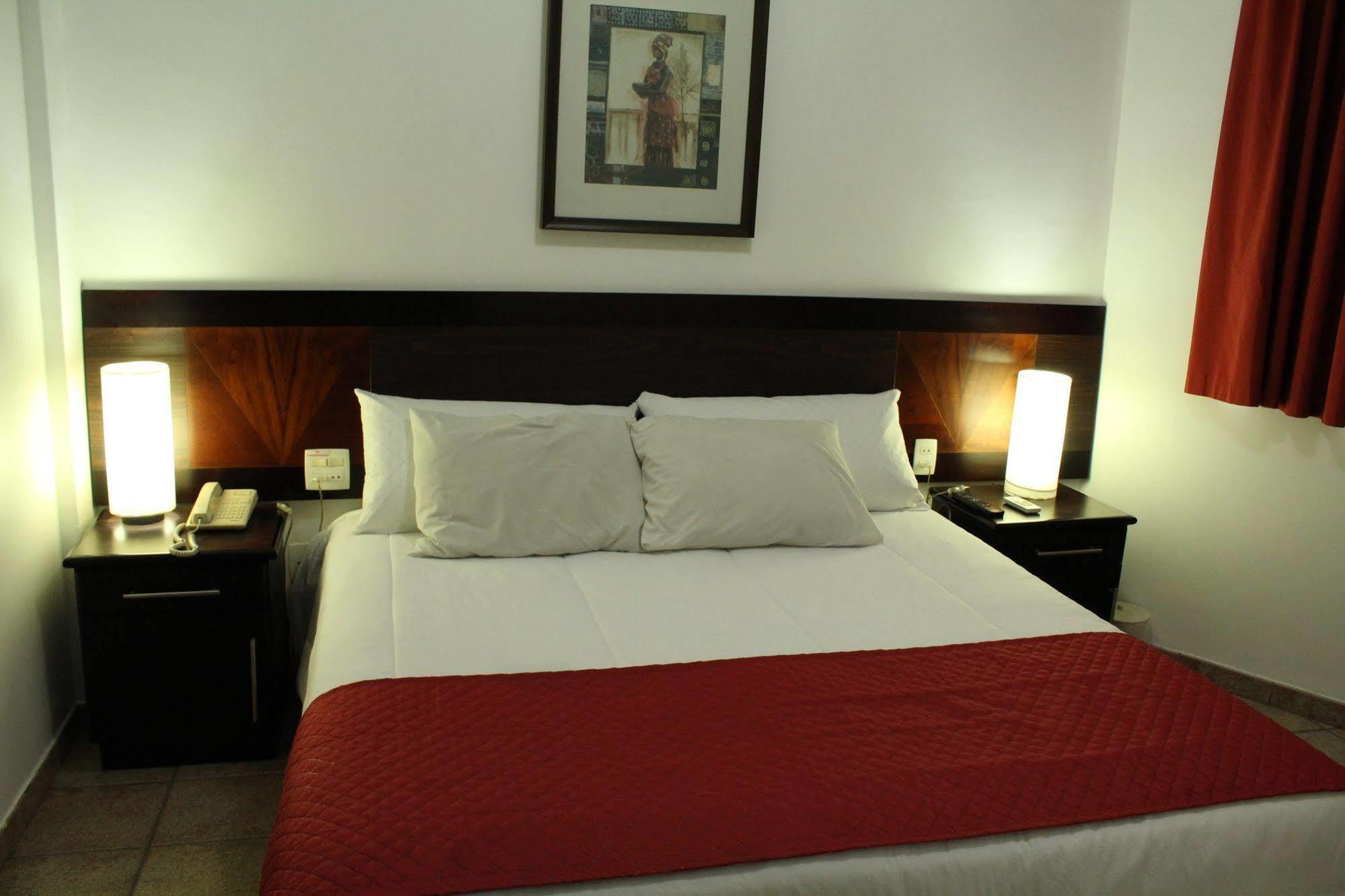 Hotel Dom Henrique Timóteo Zewnętrze zdjęcie