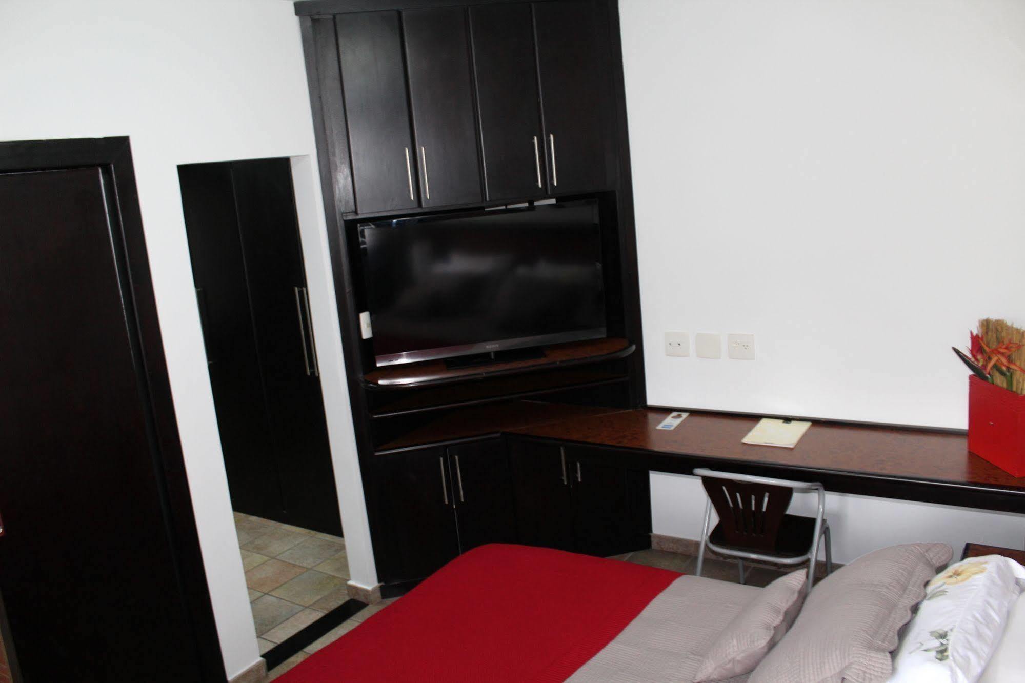 Hotel Dom Henrique Timóteo Zewnętrze zdjęcie